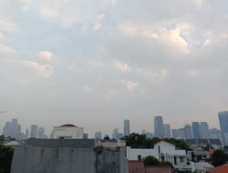 Wilayah Jakarta Pagi Ini Didominasi Awan Tebal, Siang Hingga Malam Diprediksi Cerah Berawan