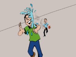 Seorang Remaja Disiram Air Keras saat Melerai Perkelahian