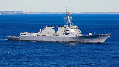Filipina Kerahkan Kekuatan Maritim dan Udara untuk Hadapi Kapal China