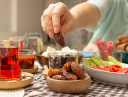 Tetap Sehat dan Bugar Selama Ramadan dengan Tips Berikut!