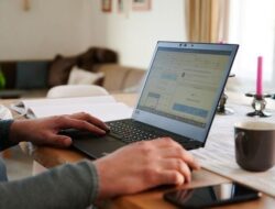 Mau Nambah Penghasilan? Cek 4 Side Job yang Bisa Kamu Lakuin Sepulang Kantor!