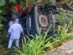 Mobil Masuk Jurang di Jalan Wates KM 13, Sopir Diduga Mengantuk Saat Mengemudi