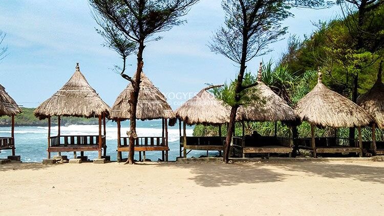 Pantai Slili