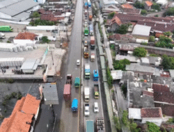 Jateng Pasang 200 Barrier Beton di Pantura Sayung Demi Tangani Rob