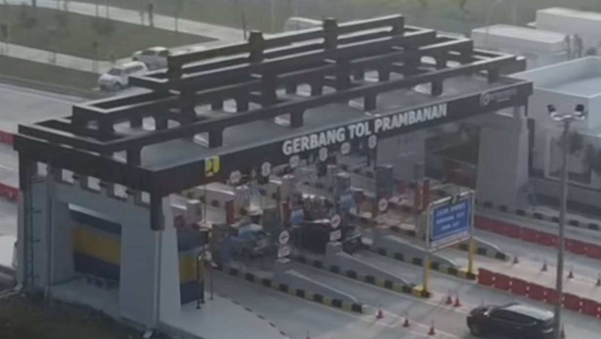 Gerbang tol prambanan
