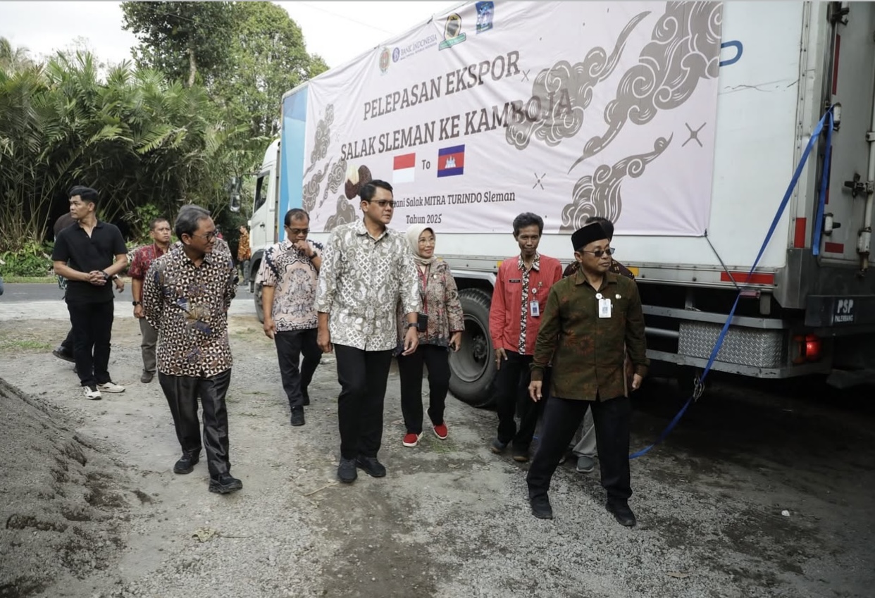 Wakil bupati melepas ekspor salak sleman