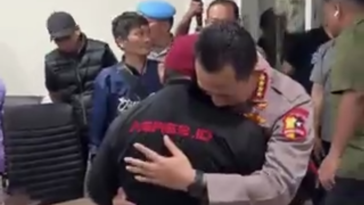 Driver ojol terlindas brimob