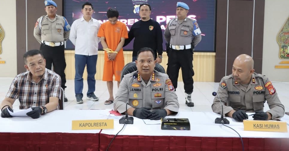 Pembunuhan di hotel pandeyan
