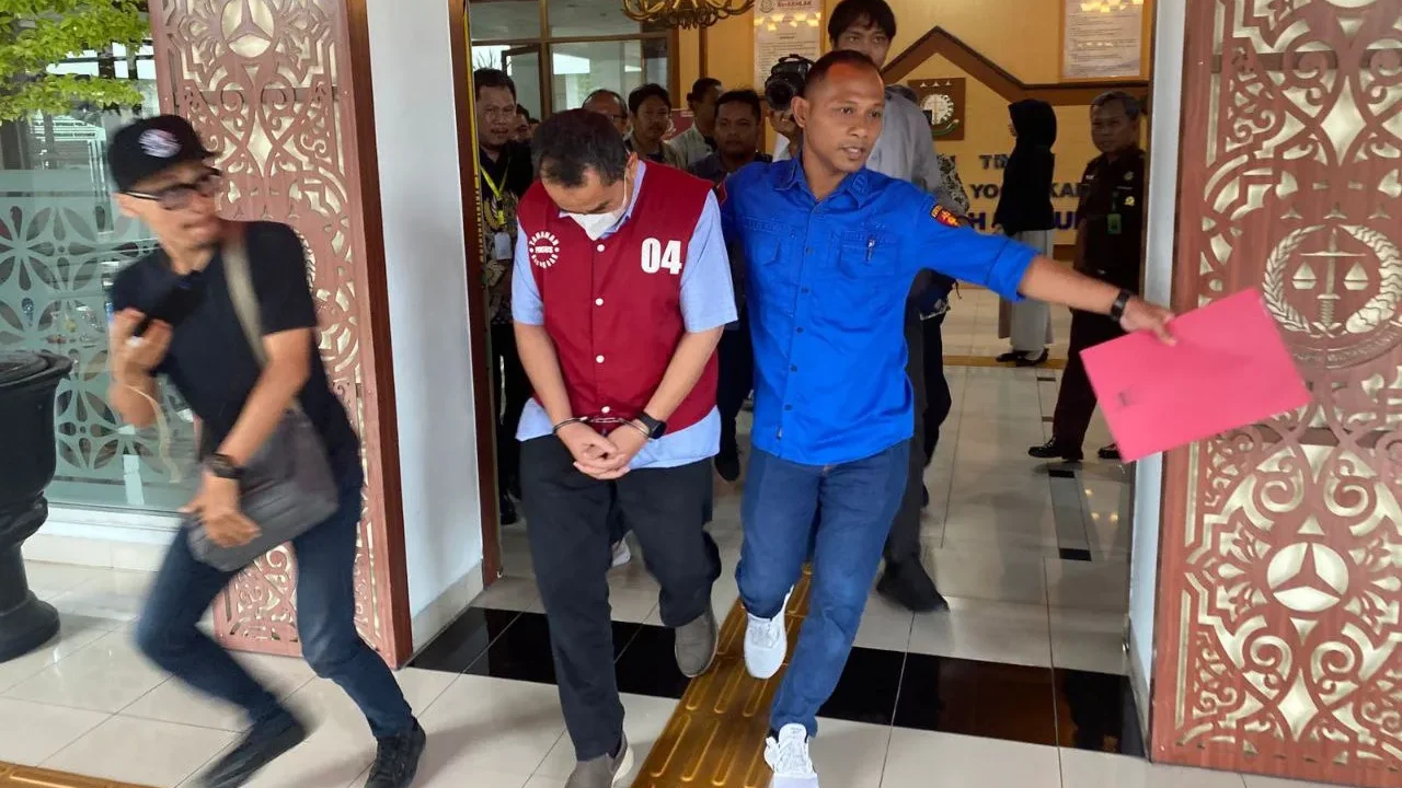 Mantan kepala disko info Sleman tersangka korupsi