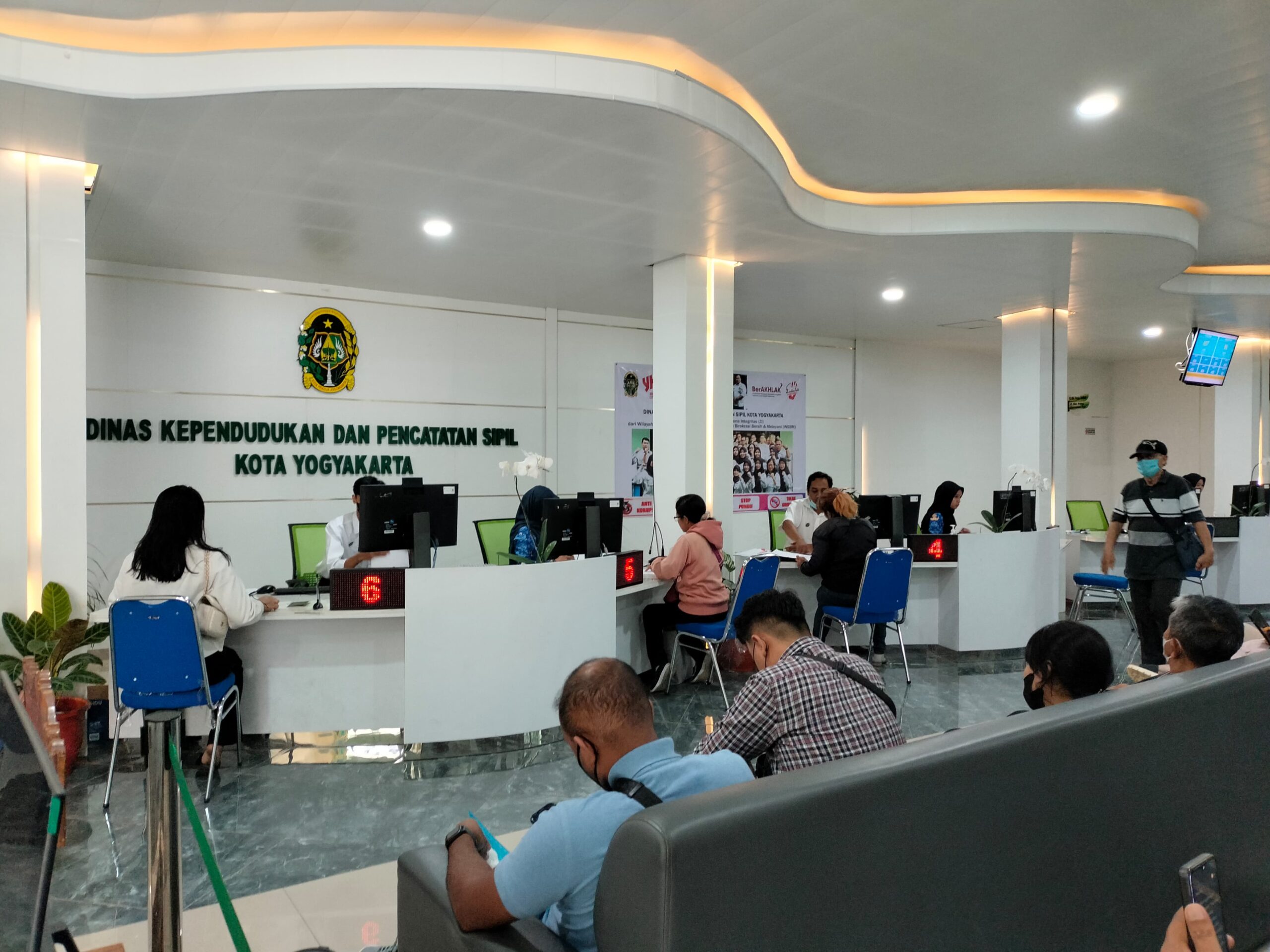 Dinas Kependudukan dan Pencatatan Sipil Kota Yogyakarta. (jogjakota)