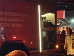 Kebakaran di Mantrijeron Yogyakarta, Dua Anak Diselamatkan, Kerugian Capai Rp100 Juta