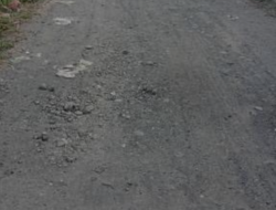 Warga Keluhkan Jalan Rusak di Sepiangin Selatan Tamanan Bantul, Pemkab Diminta Segera Tindak Lanjut