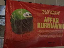 Aksi Kamisan di Tugu Yogyakarta Gelar Doa Lilin untuk Affan Kurniawan, Simbol Solidaritas dan Perlawanan